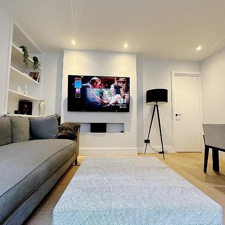 ロンドンLondwell, Luxe And Leaves, Chelsea Flat With Private Gardenアパートメント エクステリア 写真